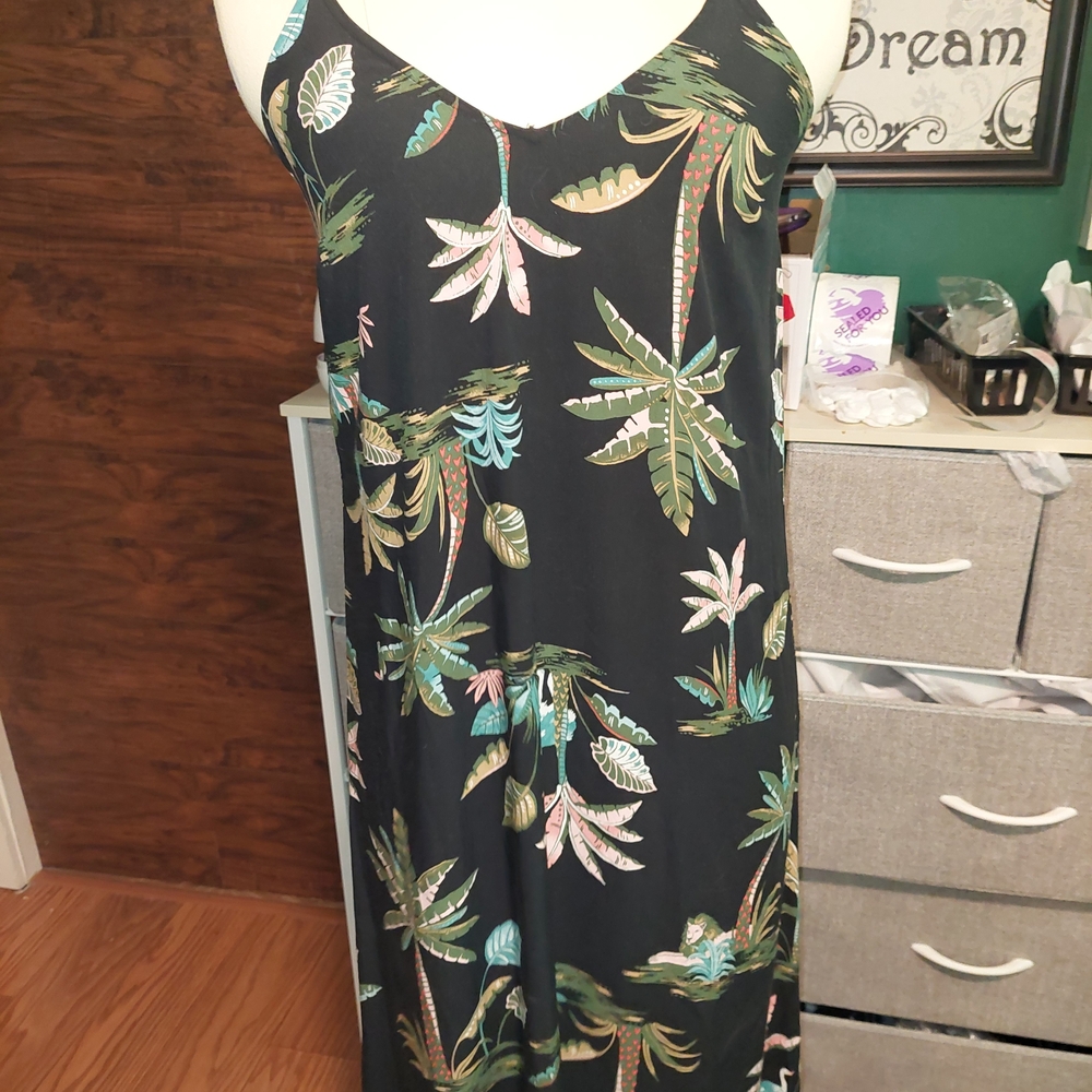 Tropical Print Maxi Dress